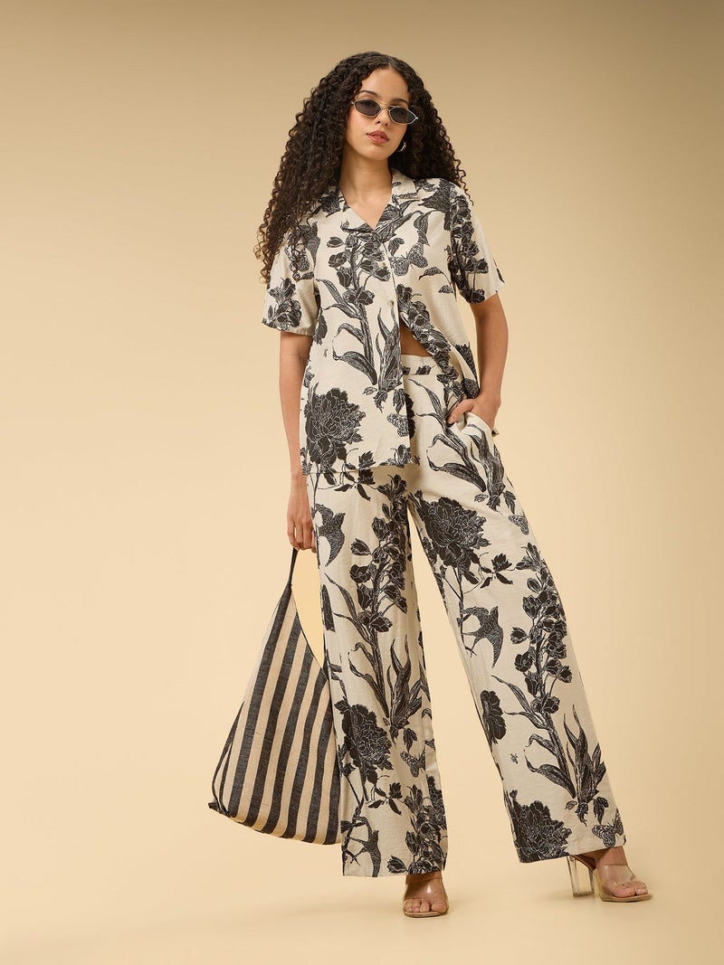 OUTZIDR Off White Floral Printed Top And Pants Co-Ord Set - Image 1